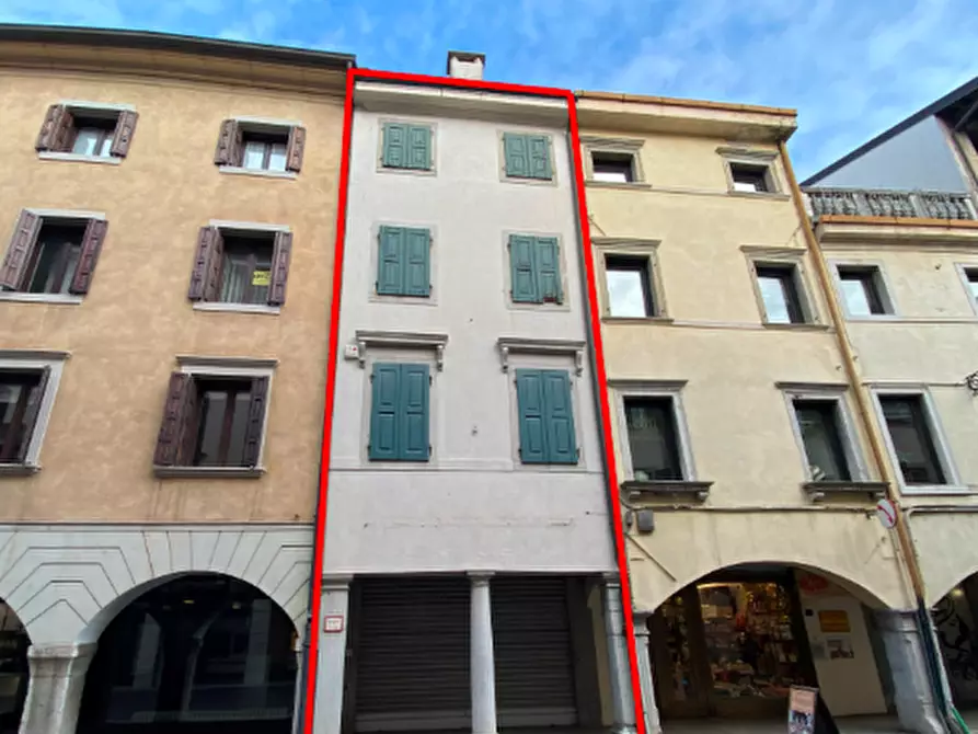 negozio in vendita ad Udine