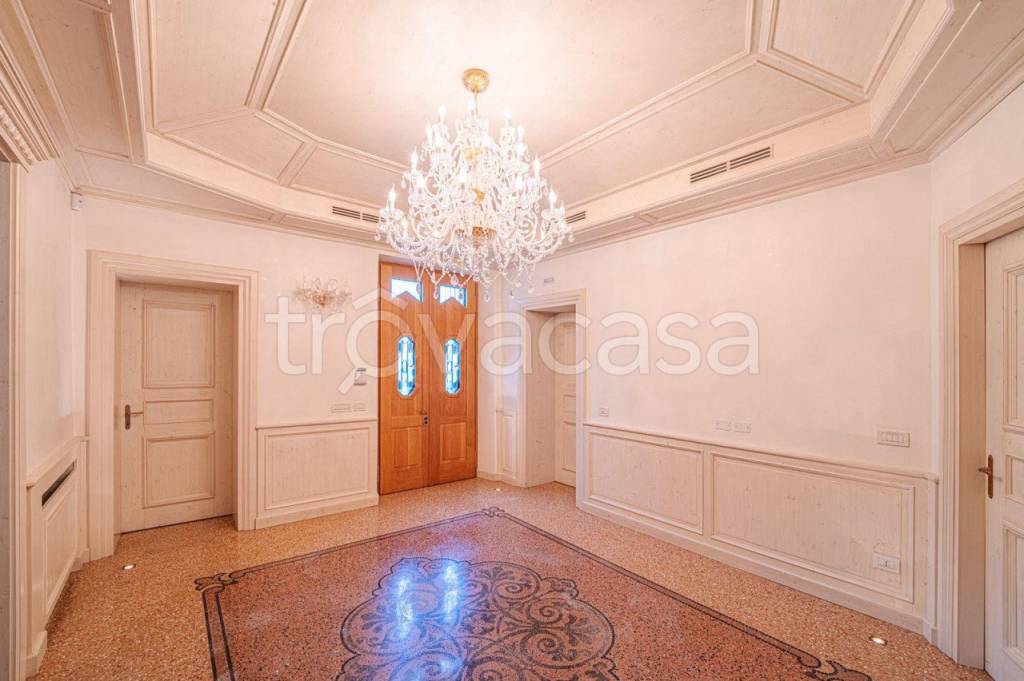 casa indipendente in vendita ad Udine