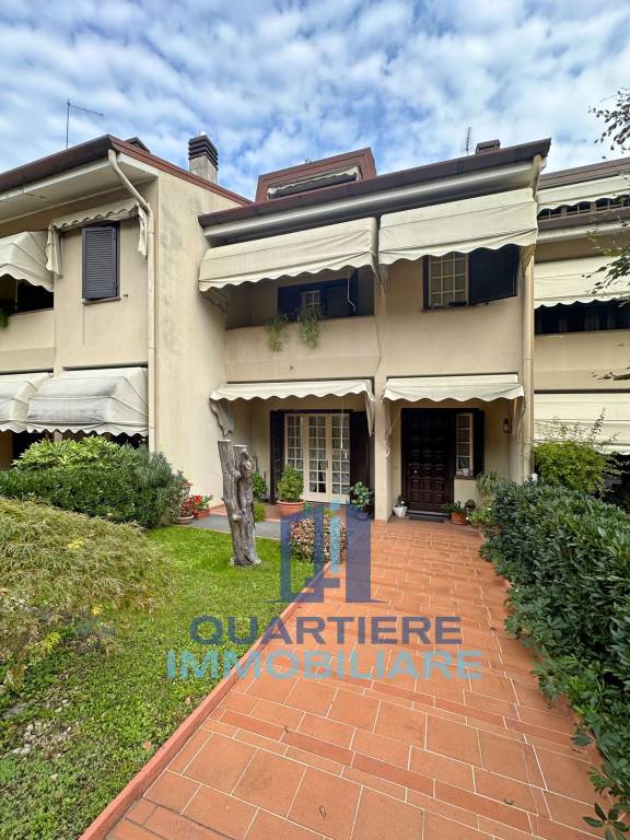 casa indipendente in vendita ad Udine