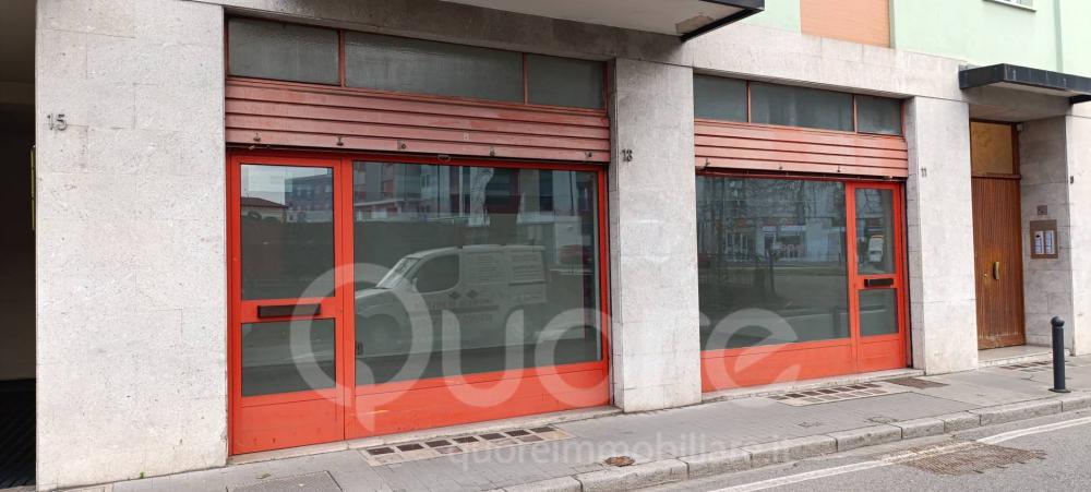 negozio in vendita ad Udine