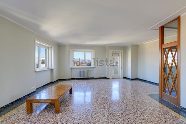 appartamento in vendita ad Udine in zona Rizzi