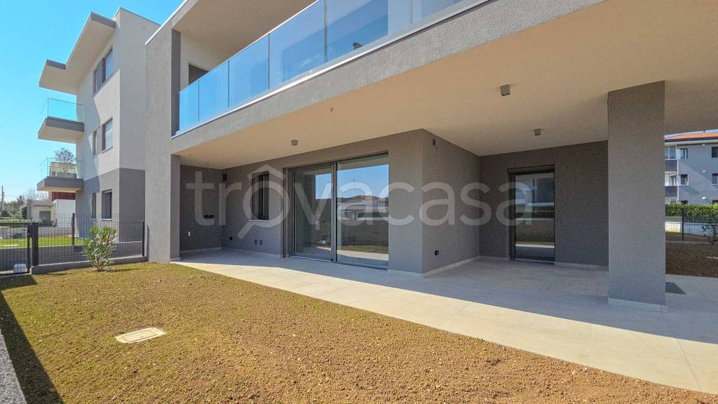 appartamento in vendita ad Udine in zona Vât