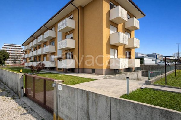 appartamento in vendita ad Udine in zona Baldasseria