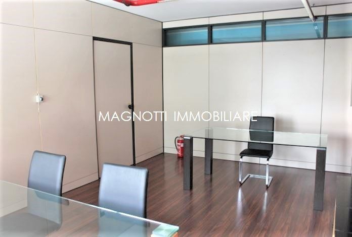 ufficio in vendita ad Udine