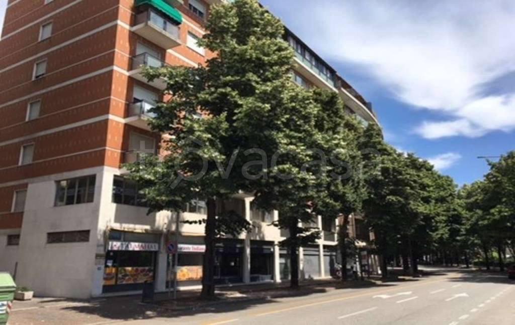 negozio in vendita ad Udine