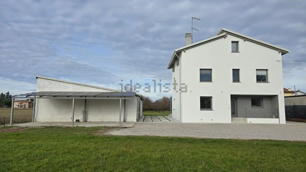 casa indipendente in vendita ad Udine