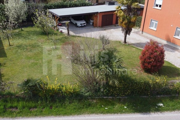 appartamento in vendita ad Udine in zona Beivars