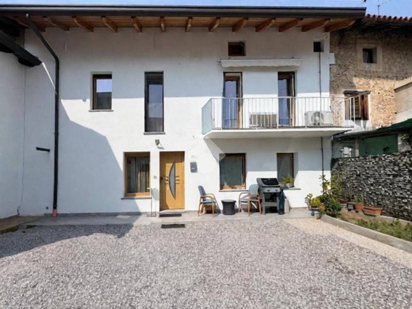 casa indipendente in vendita ad Udine in zona San Rocco