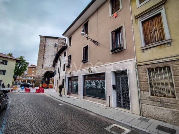 casa indipendente in vendita ad Udine in zona Centro Storico