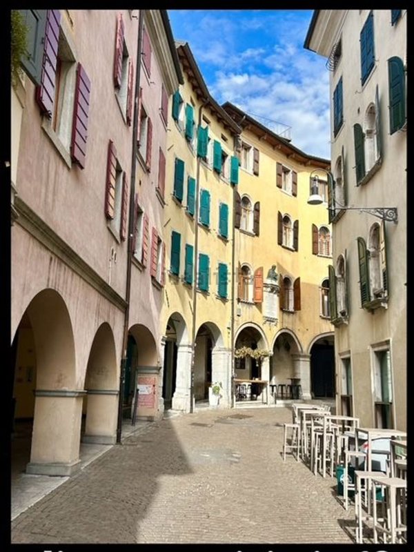 ufficio in vendita ad Udine