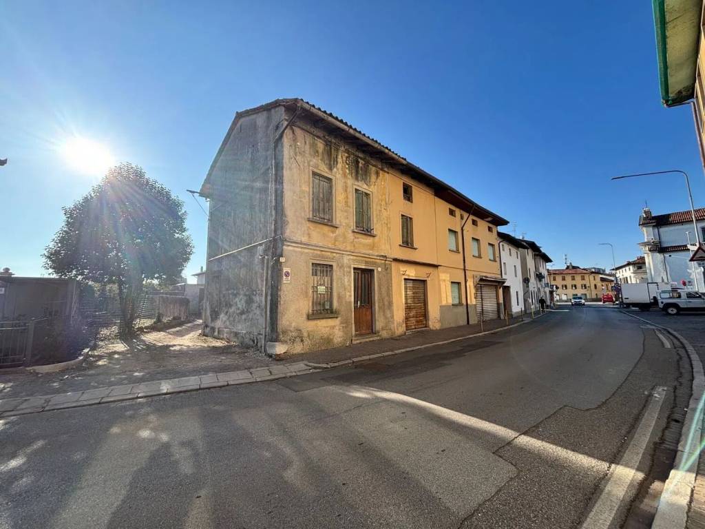 casa indipendente in vendita ad Udine in zona Centro Storico
