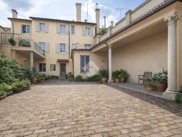 casa indipendente in vendita ad Udine