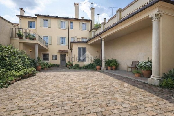 casa indipendente in vendita ad Udine