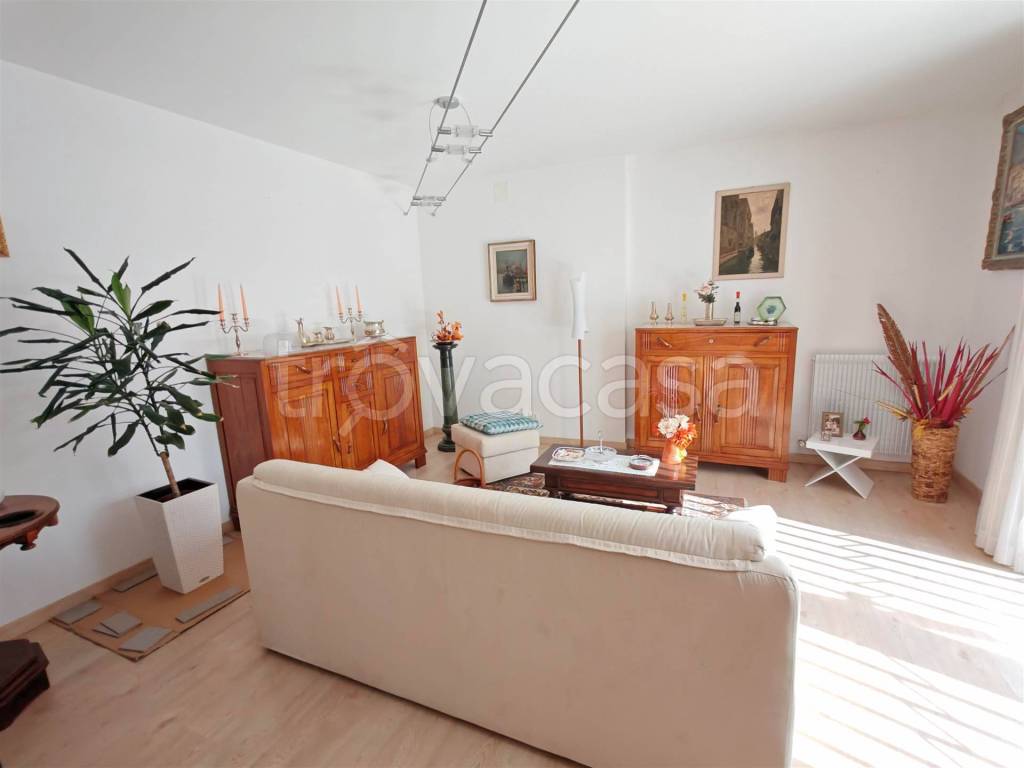 casa indipendente in vendita ad Udine