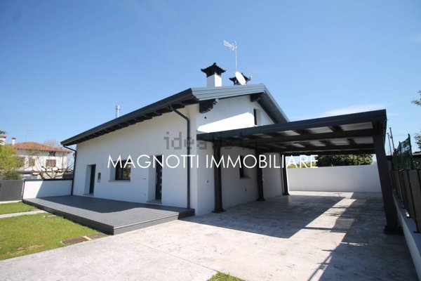 casa indipendente in vendita ad Udine