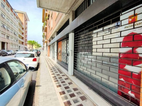 negozio in vendita ad Udine in zona Centro Storico