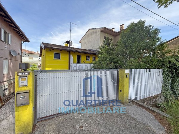 casa indipendente in vendita ad Udine