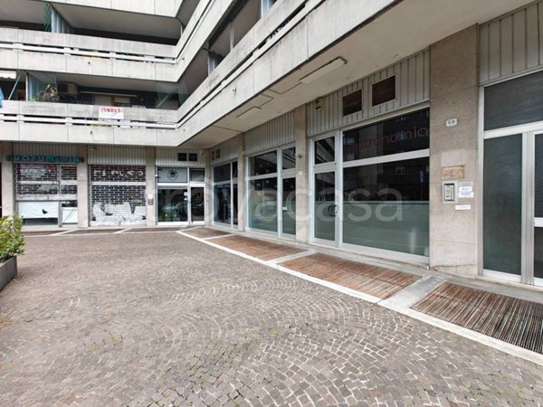 negozio in vendita ad Udine