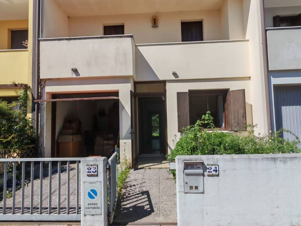 casa indipendente in vendita ad Udine