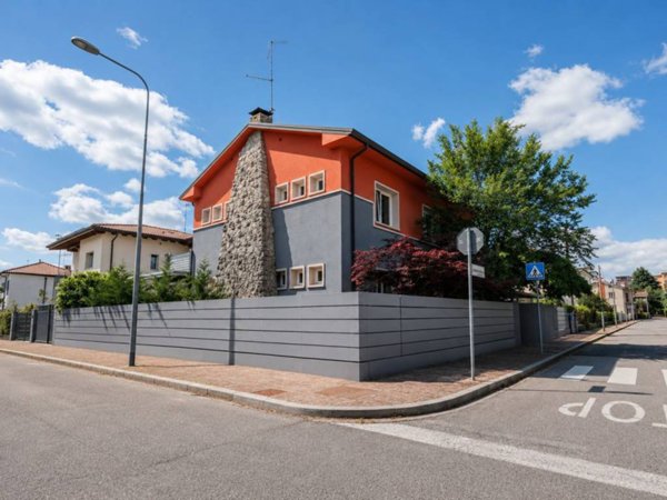 casa indipendente in vendita ad Udine in zona Centro Storico