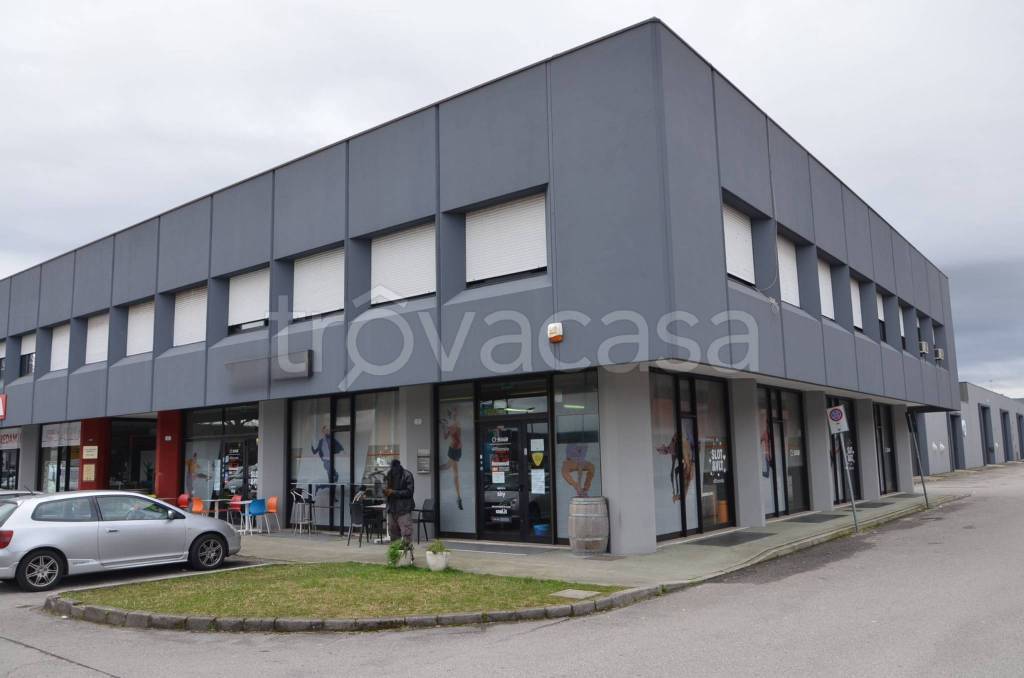 ufficio in vendita ad Udine