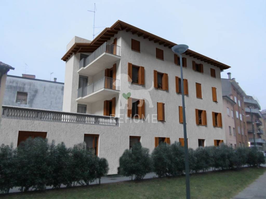 appartamento in vendita ad Udine in zona Centro Storico