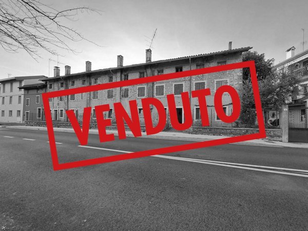 negozio in vendita ad Udine in zona Cormor