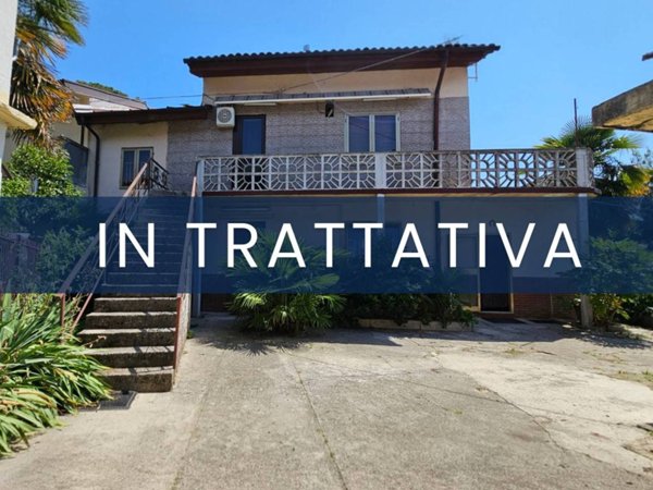 casa indipendente in vendita ad Udine in zona Cussignacco