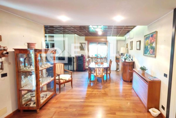 casa indipendente in vendita ad Udine in zona Rizzi