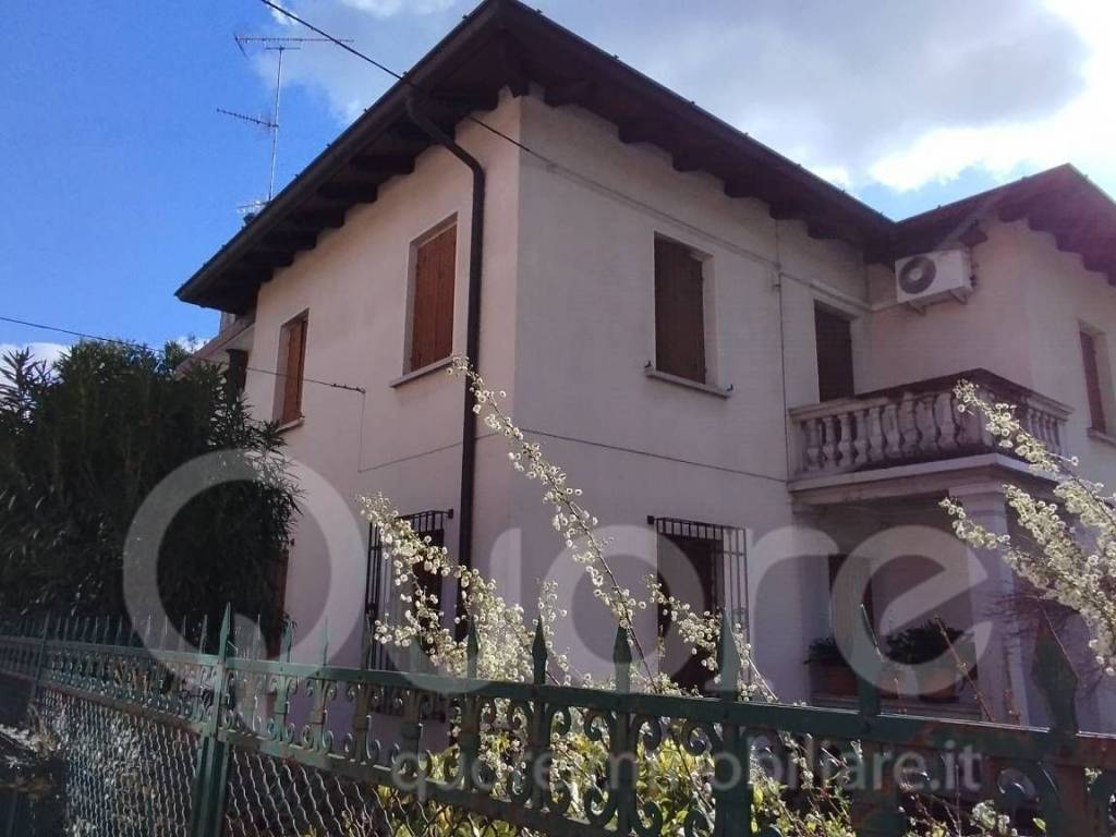 casa indipendente in vendita ad Udine in zona San Rocco