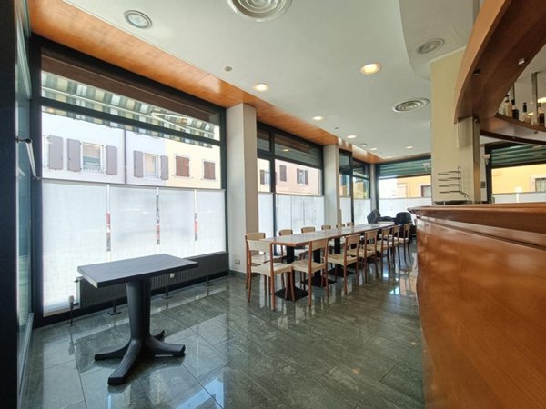 negozio in vendita ad Udine in zona Centro Storico