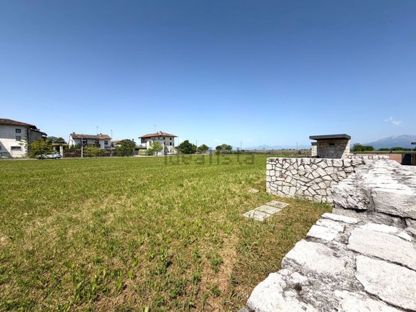 casa indipendente in vendita ad Udine in zona Beivars