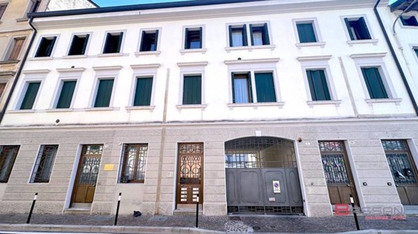 appartamento in vendita ad Udine in zona Centro Storico