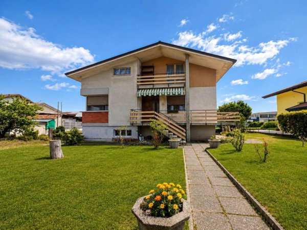 casa indipendente in vendita ad Udine in zona Cussignacco