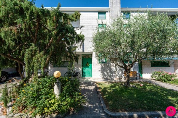casa indipendente in vendita ad Udine in zona Gervasutta