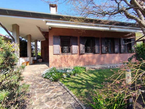 casa indipendente in vendita ad Udine