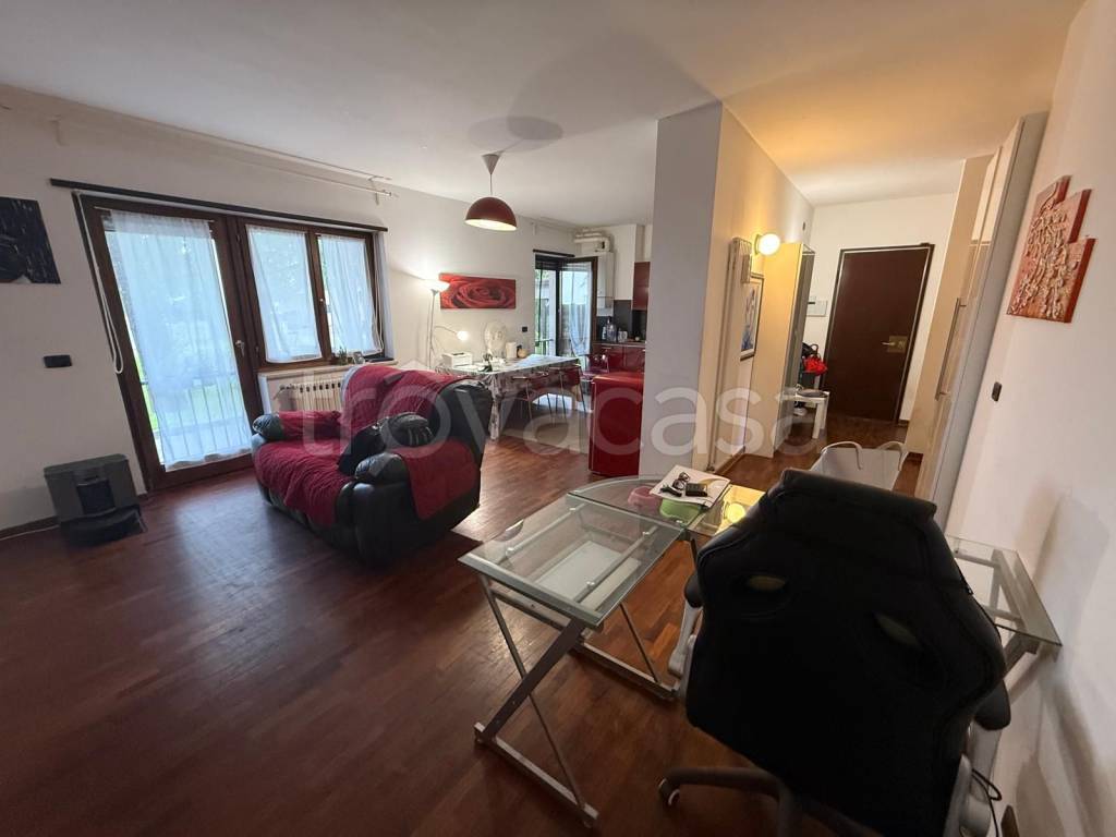 appartamento in vendita ad Udine in zona Vât