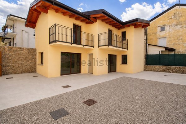 casa indipendente in vendita ad Udine in zona Rizzi