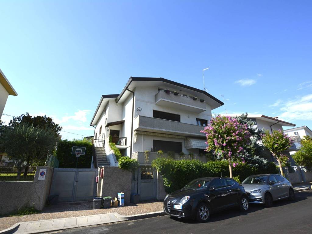 appartamento in vendita ad Udine in zona Chiavris