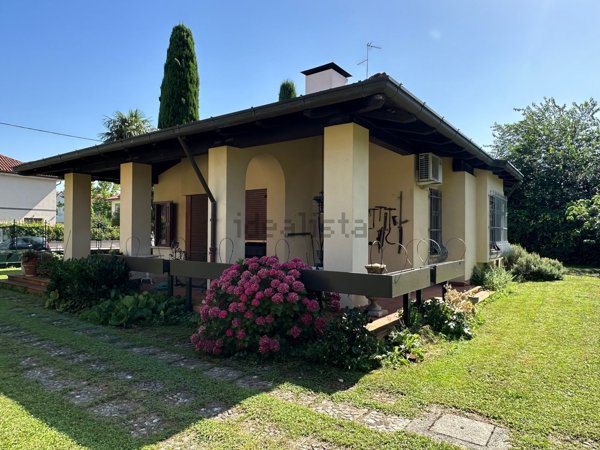 casa indipendente in vendita ad Udine in zona Centro Storico