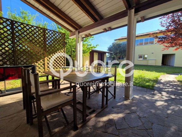 casa indipendente in vendita ad Udine in zona Cormor