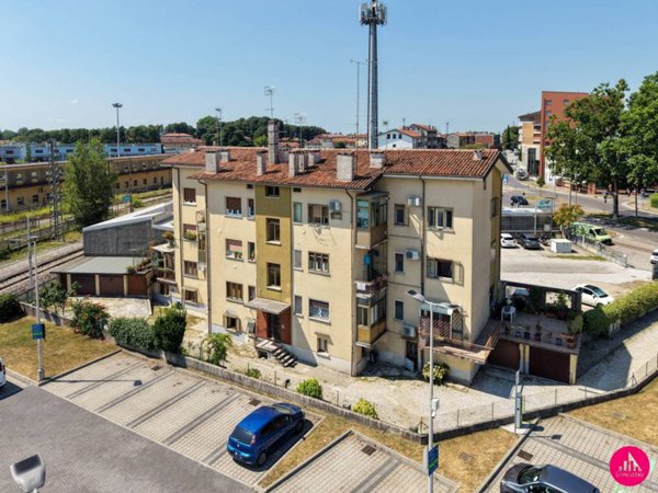 casa indipendente in vendita ad Udine