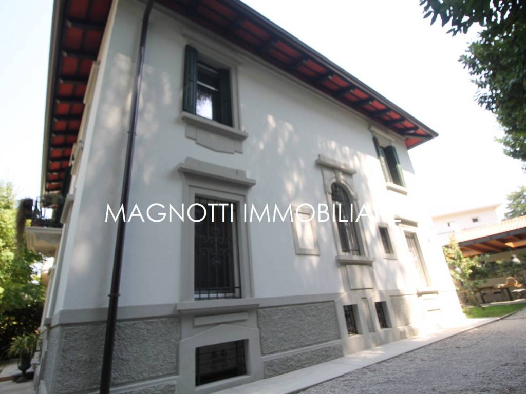 casa indipendente in vendita ad Udine in zona Centro Storico