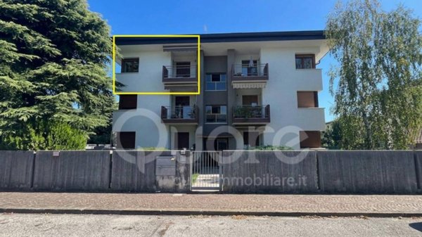 appartamento in vendita ad Udine in zona Vât