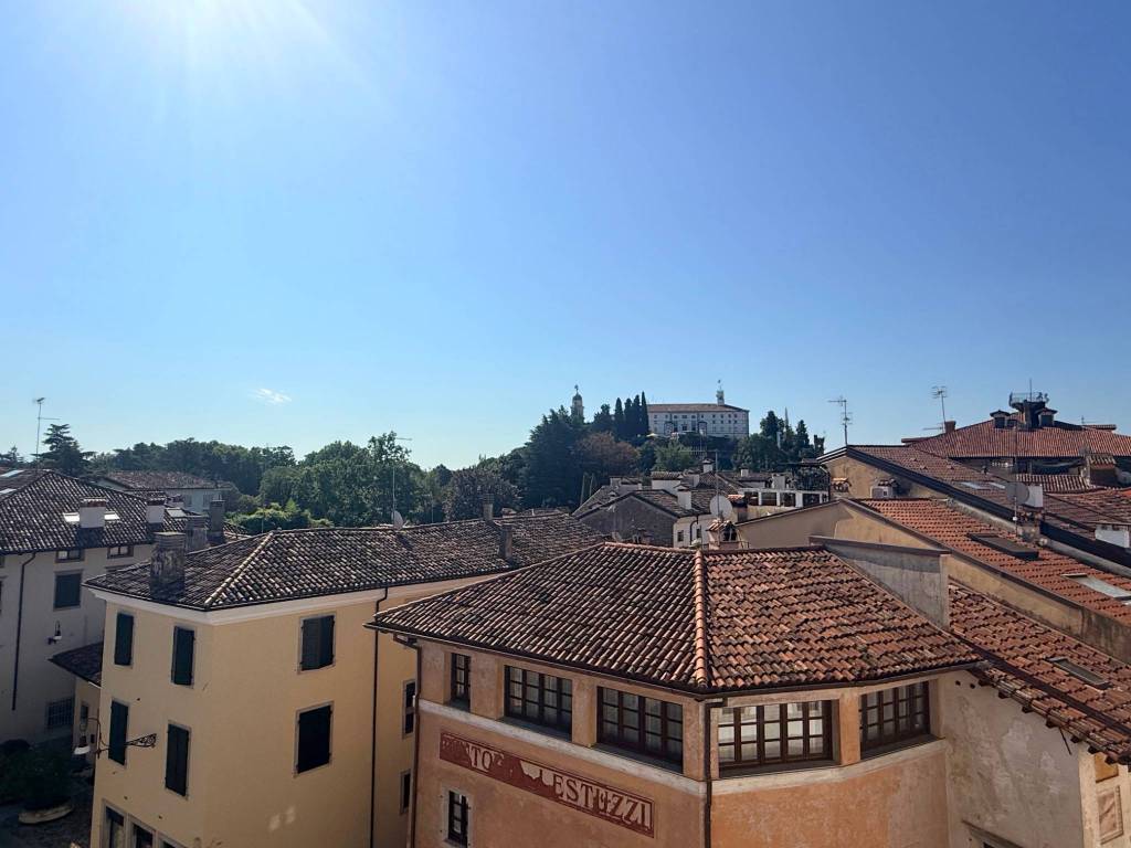 appartamento in vendita ad Udine in zona Centro Storico