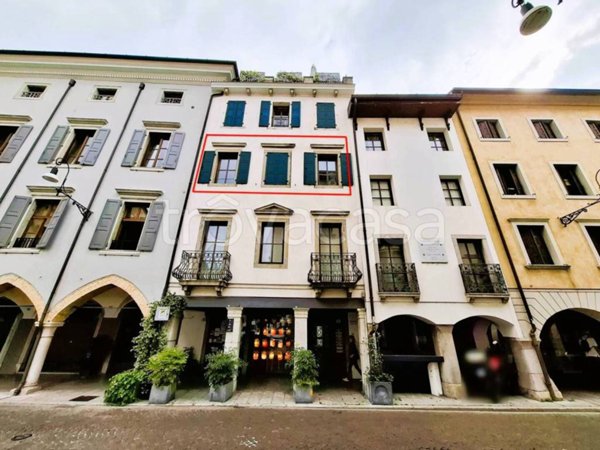 appartamento in vendita ad Udine in zona Centro Storico