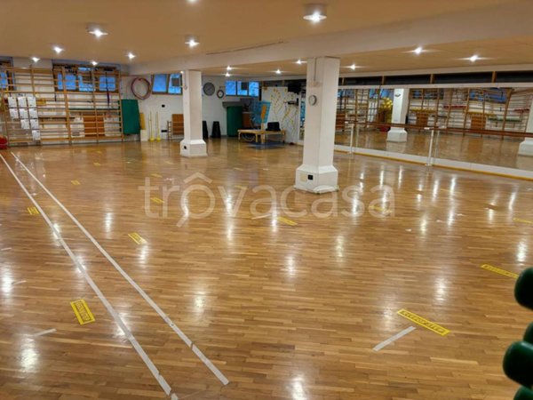 locale commerciale in vendita ad Udine