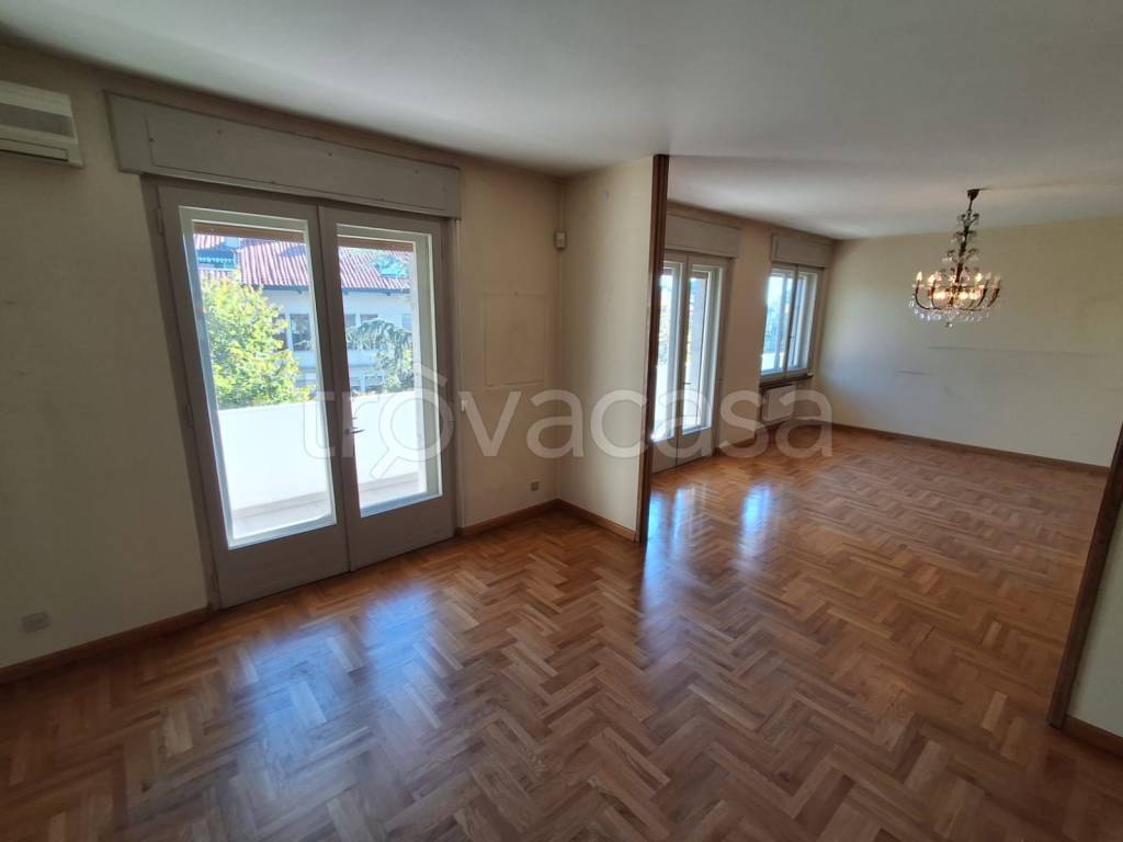 appartamento in vendita ad Udine in zona Centro Storico