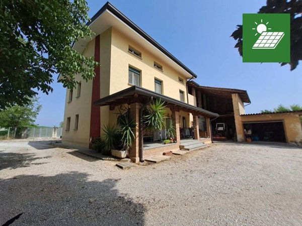 casa indipendente in vendita a Varmo