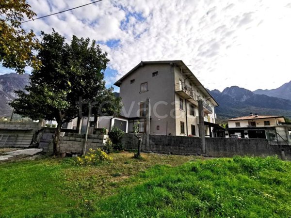 casa indipendente in vendita a Venzone
